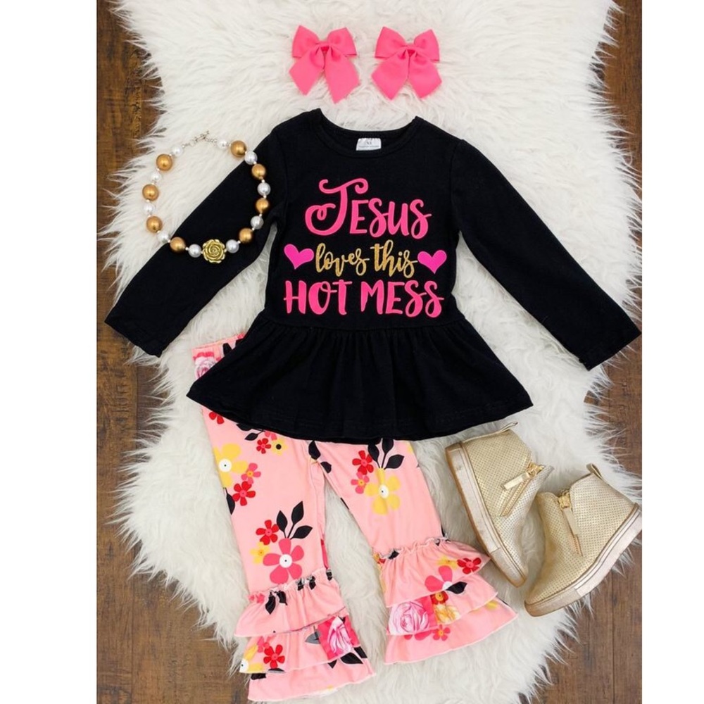 Boutique baby girl ruffle matching set new! 3-2T left!